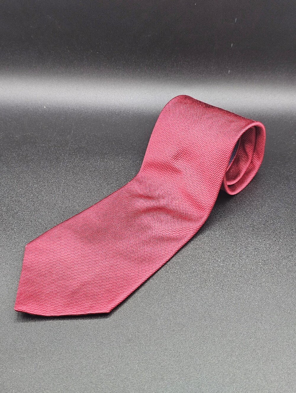 Vintage Tommy Hilfiger Men's Solid Red Silk Necktie Made in USA Crest